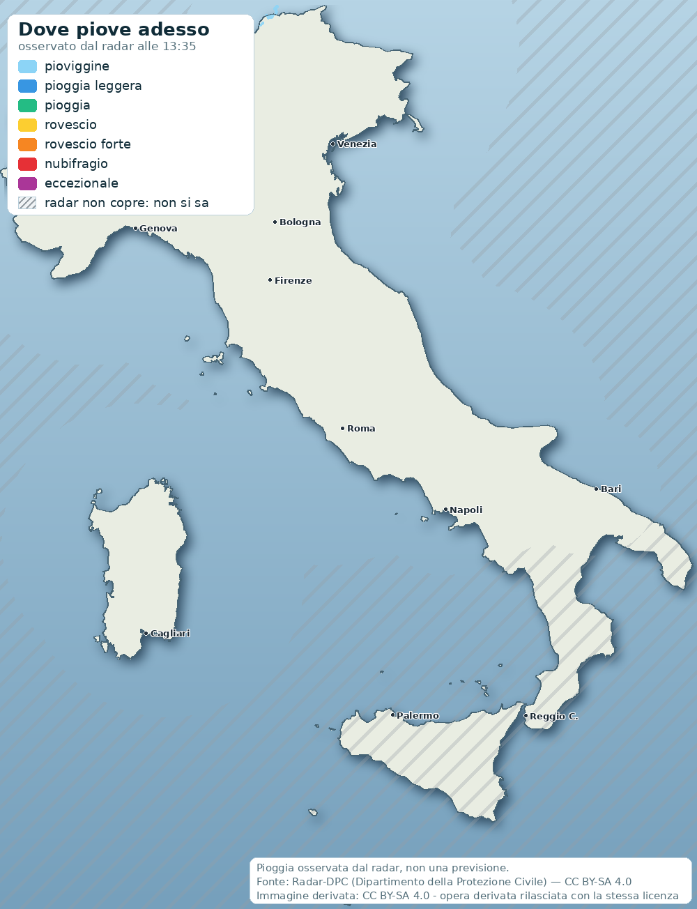 Mappa dell'Italia con le aree di pioggia misurate dal radar nazionale alle 13:35. Il radar vede pioggia su Piemonte, Trentino-Alto Adige e Valle d'Aosta in questo momento.